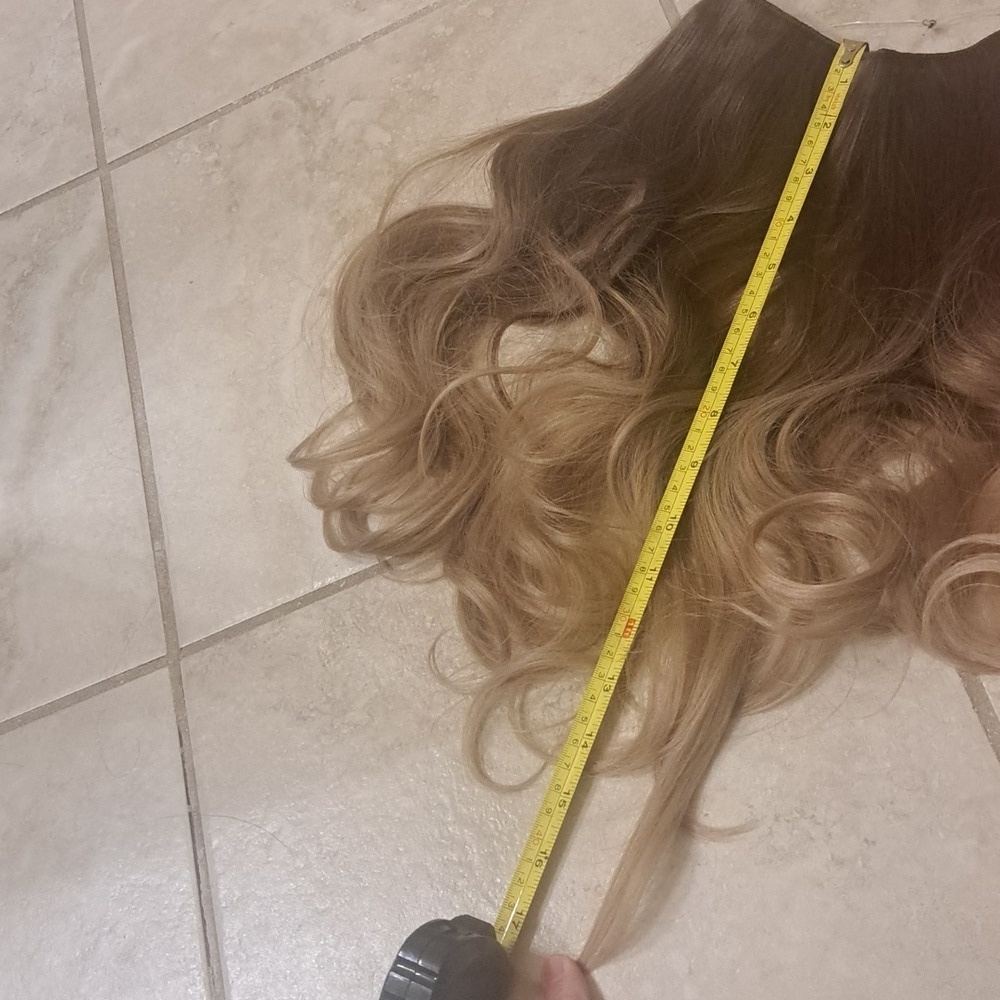 Gorgeous & soft premium quality heat friendly halo hair extensions, wore 1x! - Picture 2 of 4
